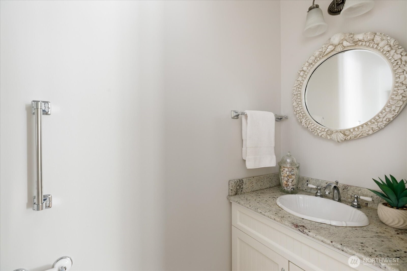 817 Shorecrest Drive , Oak Harbor, WA 98277