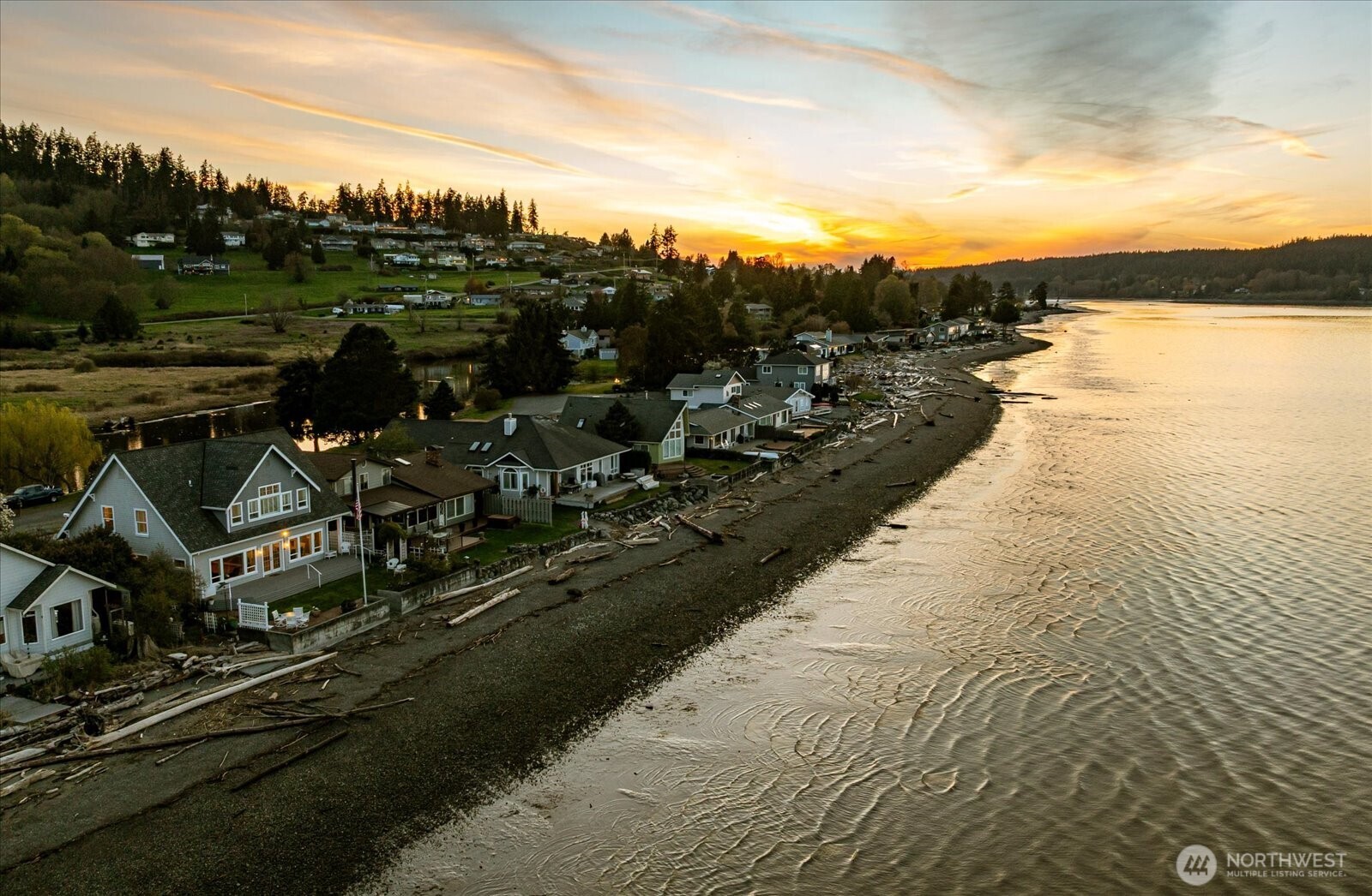 817 Shorecrest Drive , Oak Harbor, WA 98277