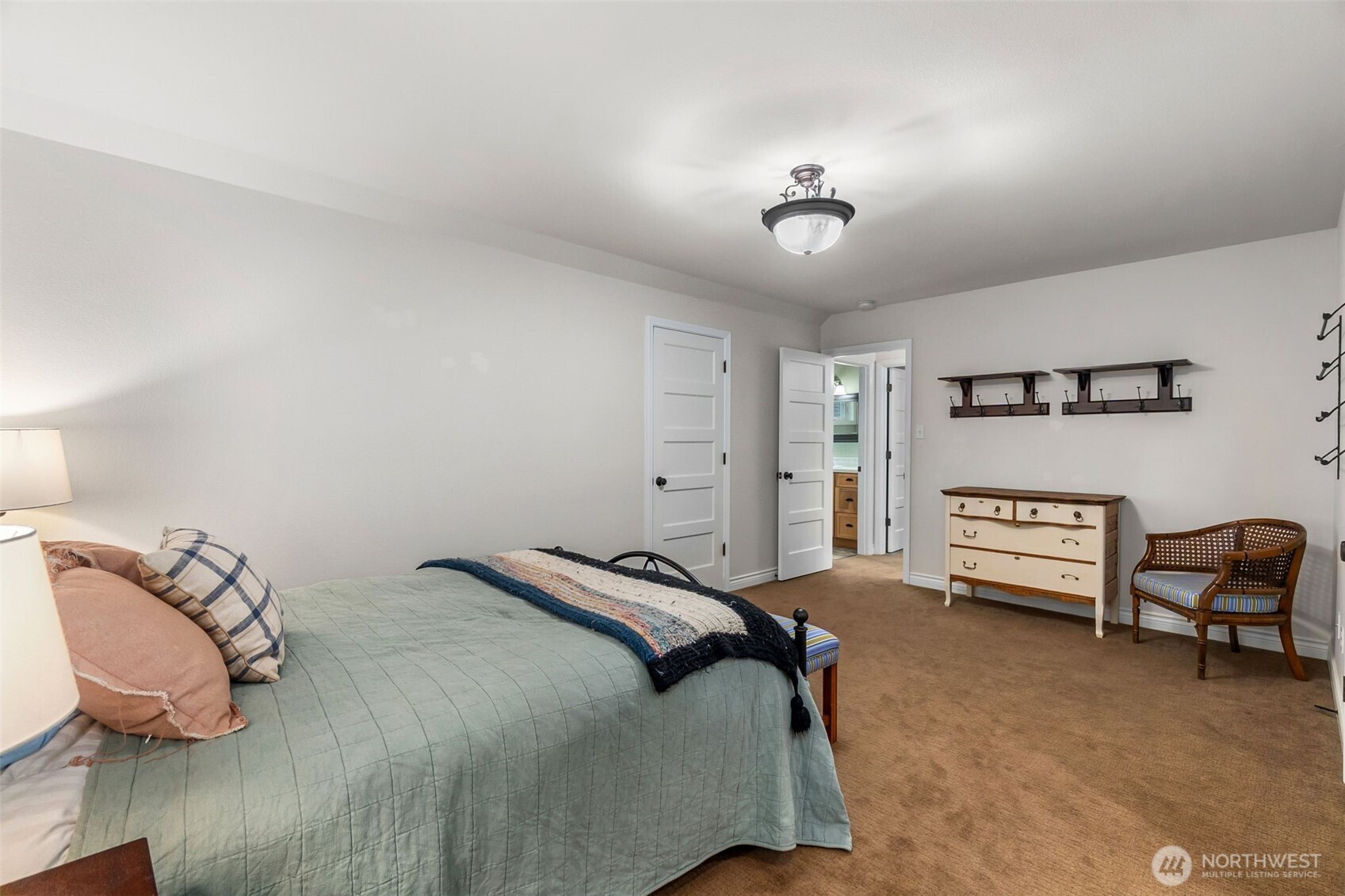 1130 E Sunset Hill Road , Shelton, WA 98584-7017