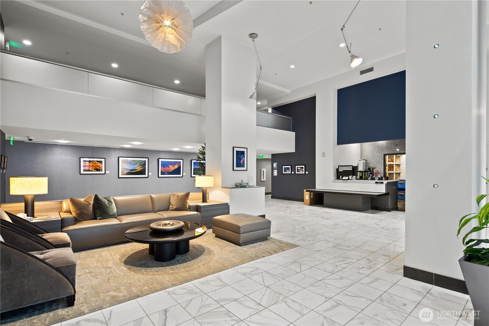 2911 2nd Avenue #810, Seattle, WA 98121