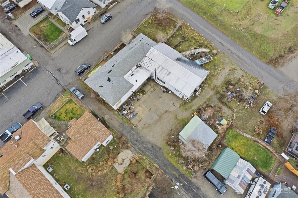 310 Center Street , Grand Coulee, WA 99133