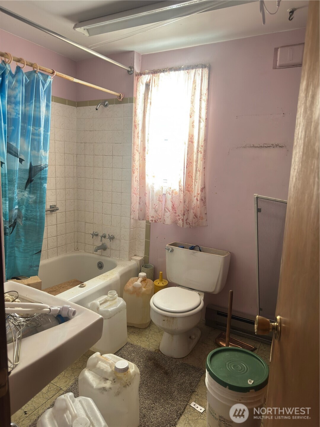 310 Center Street , Grand Coulee, WA 99133