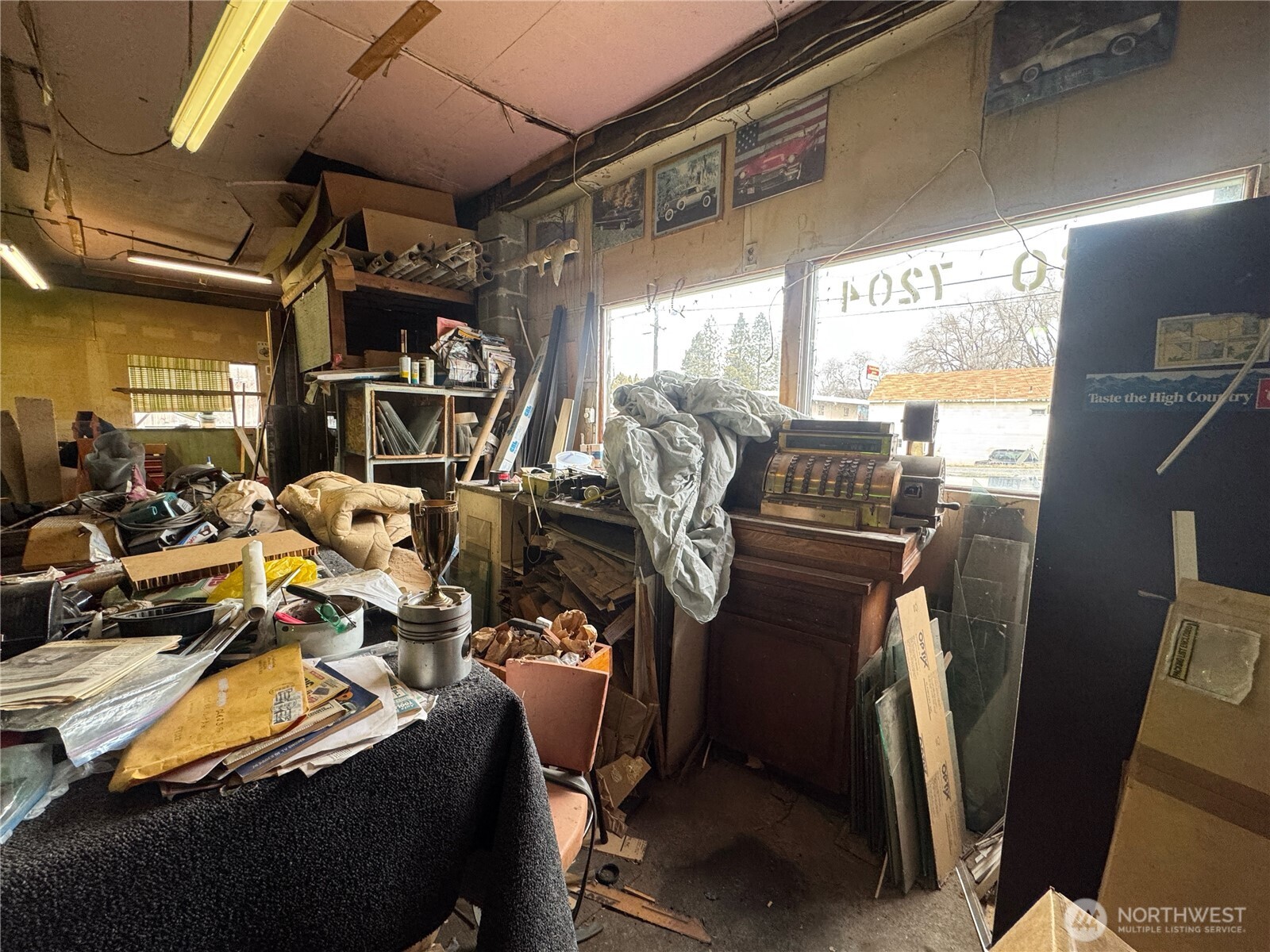 310 Center Street , Grand Coulee, WA 99133