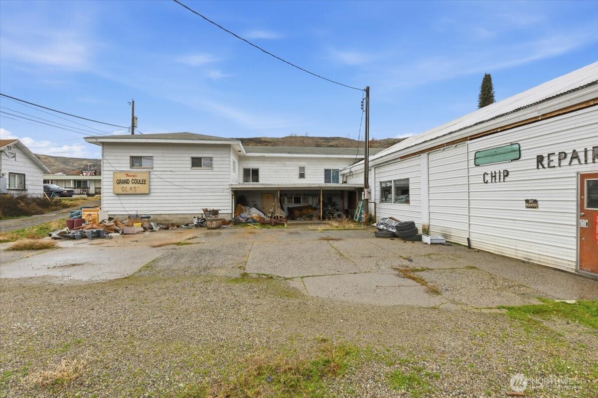 310 Center Street , Grand Coulee, WA 99133