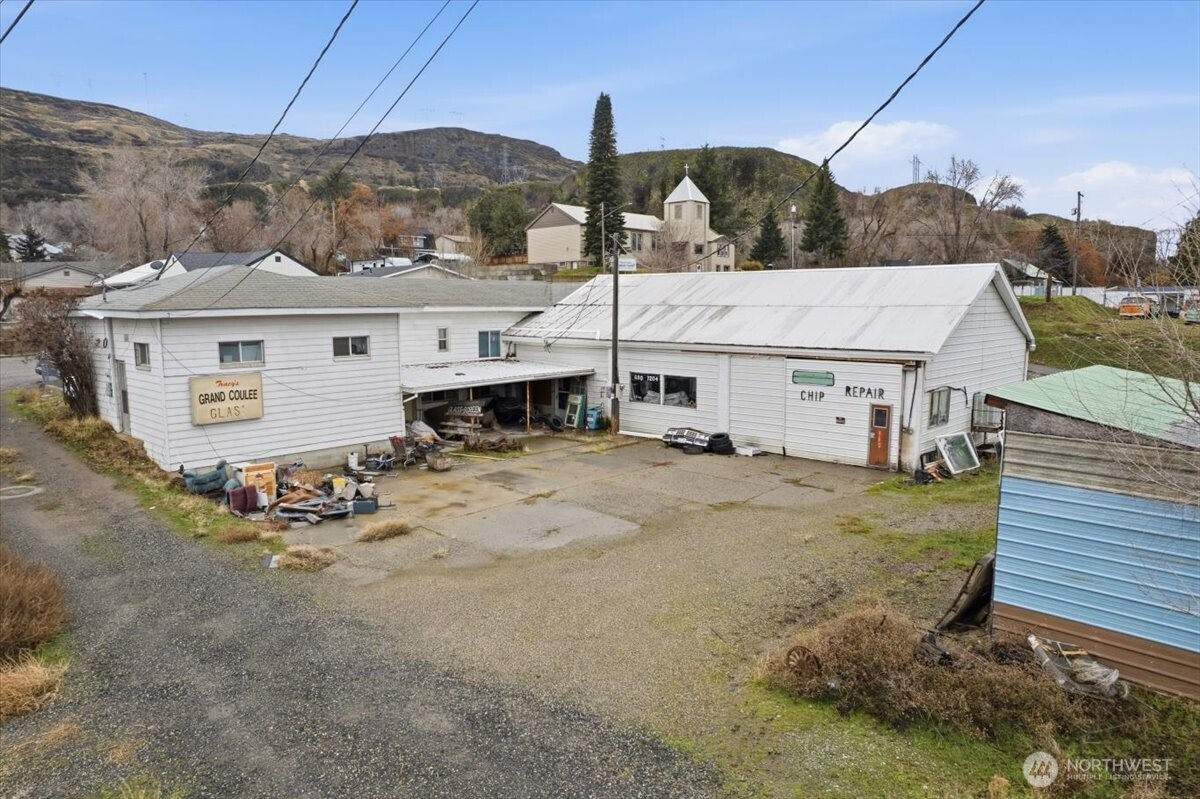 310 Center Street , Grand Coulee, WA 99133