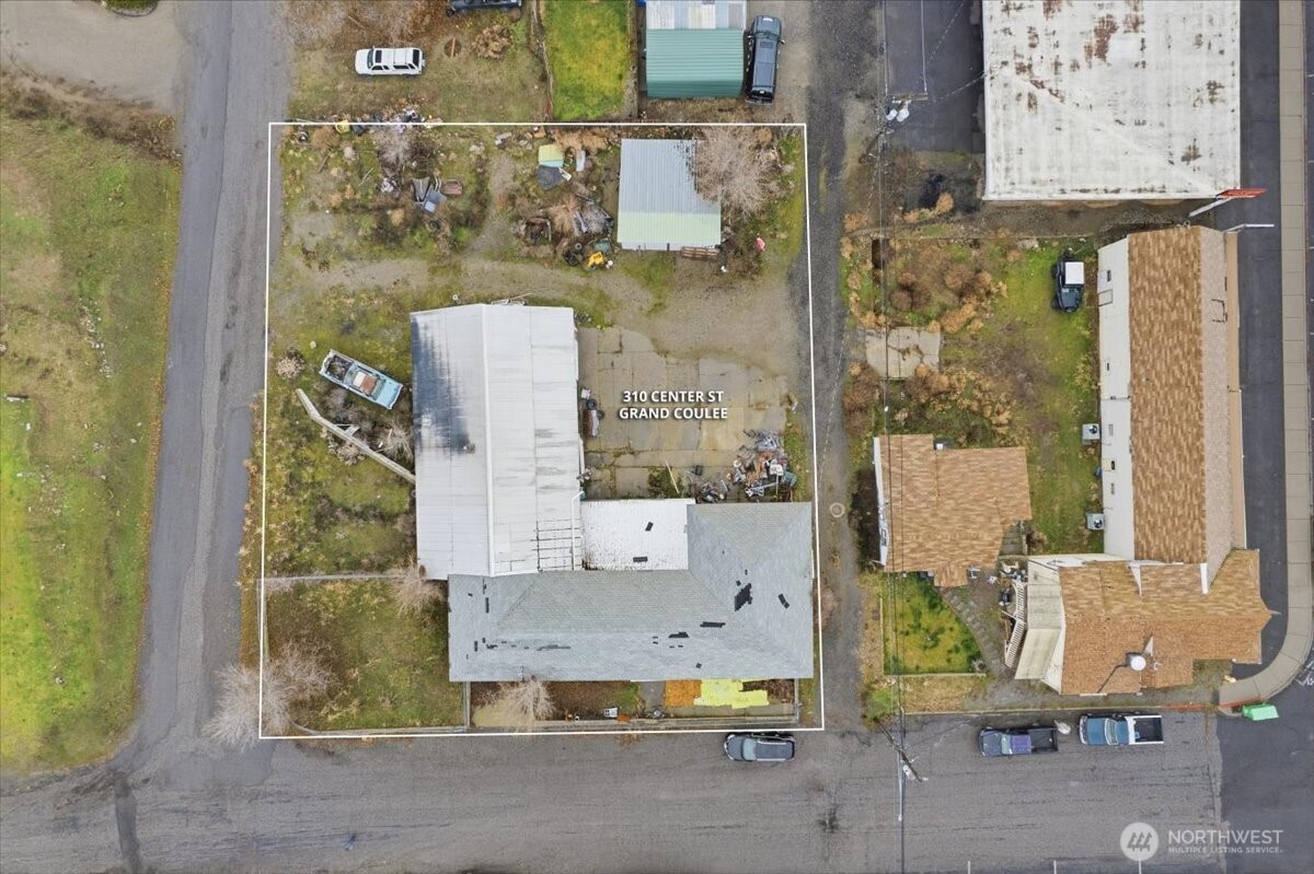 310 Center Street , Grand Coulee, WA 99133