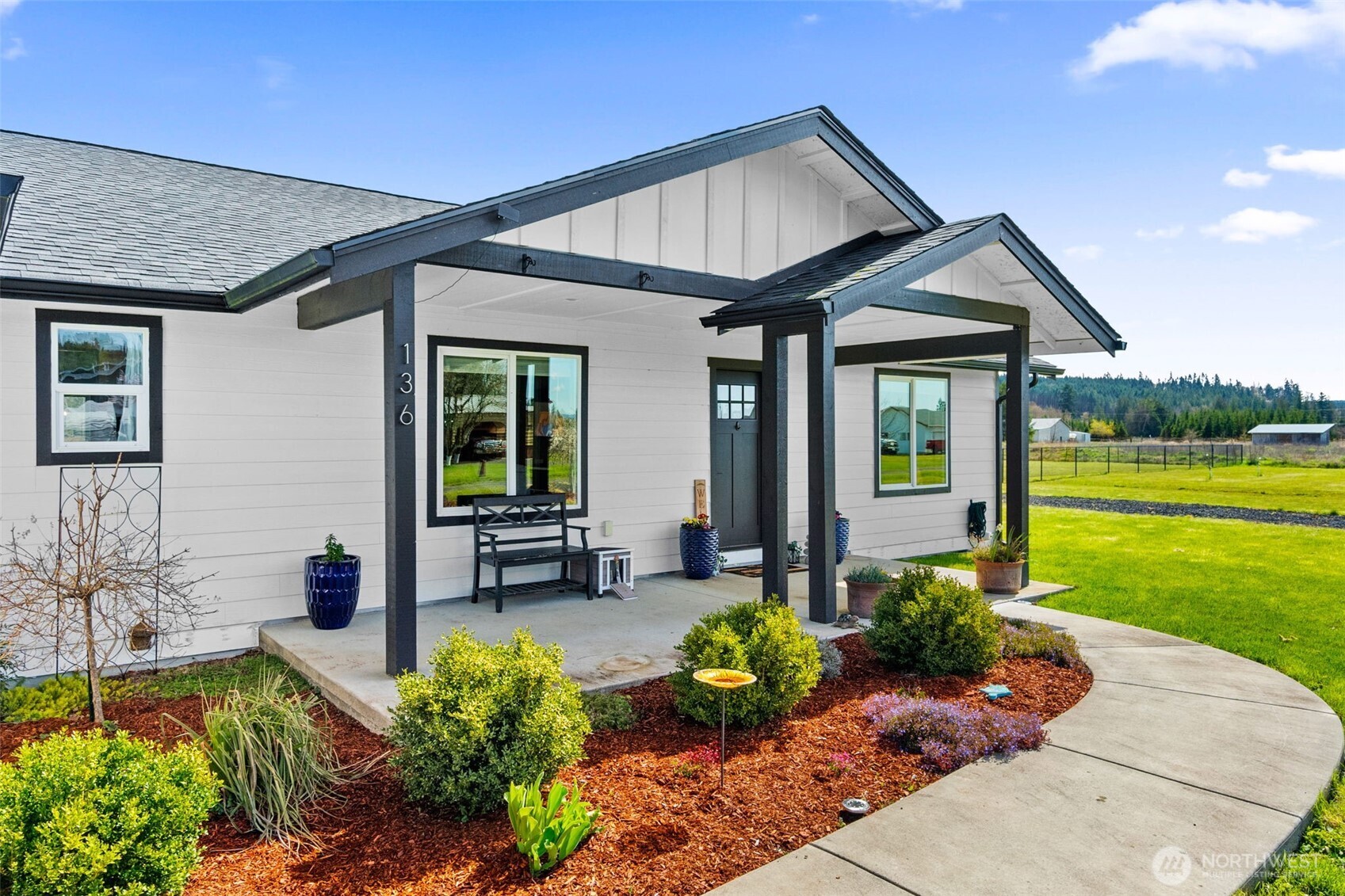 136 Faun Rae Lane , Chehalis, WA 98532