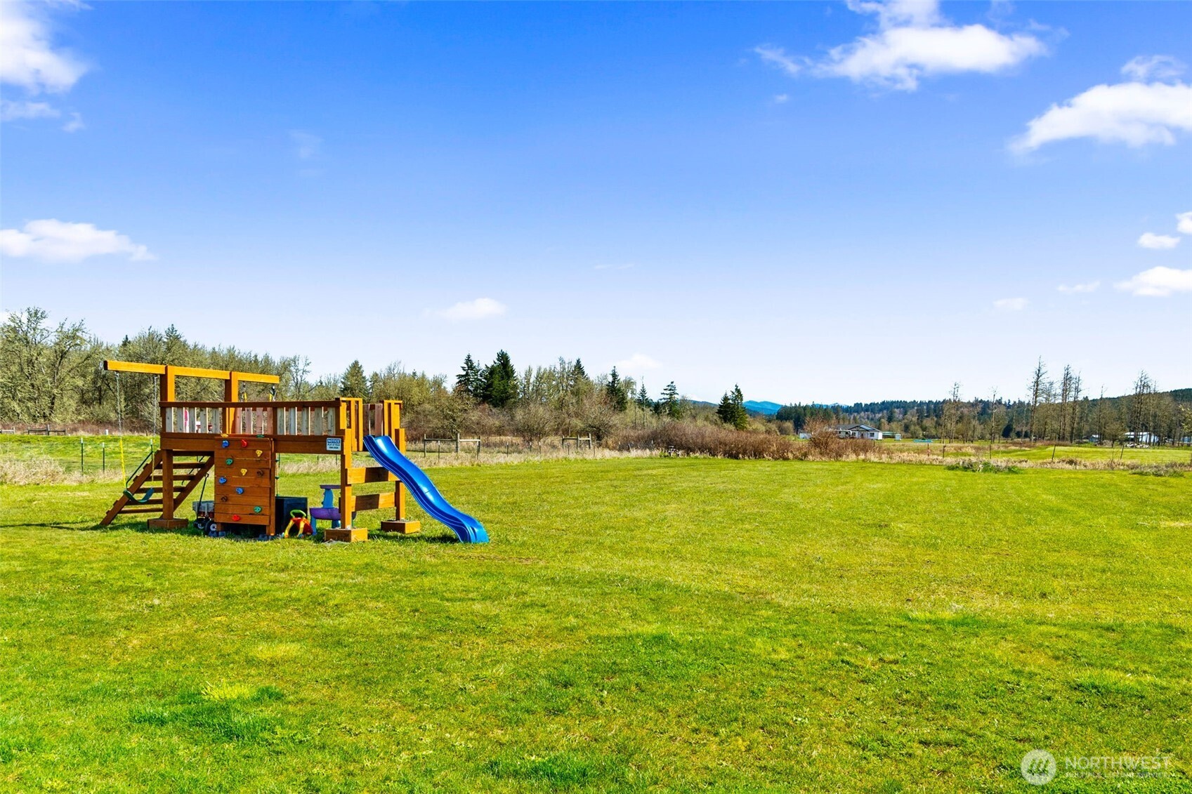 136 Faun Rae Lane , Chehalis, WA 98532