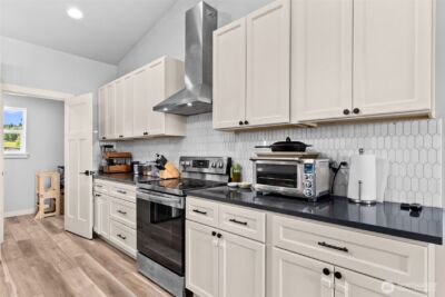 136 Faun Rae Lane , Chehalis, WA 98532 - Photo 10