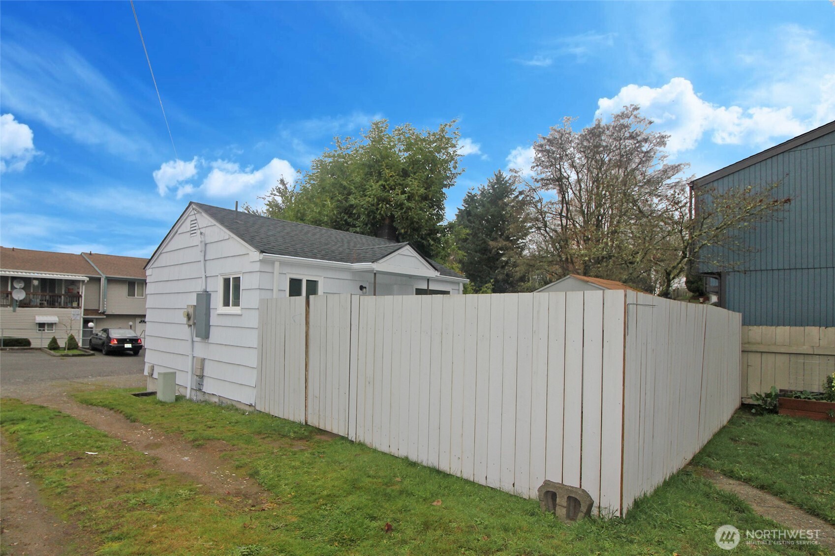 3119 Bridgeport Way W, University Place, WA 98466