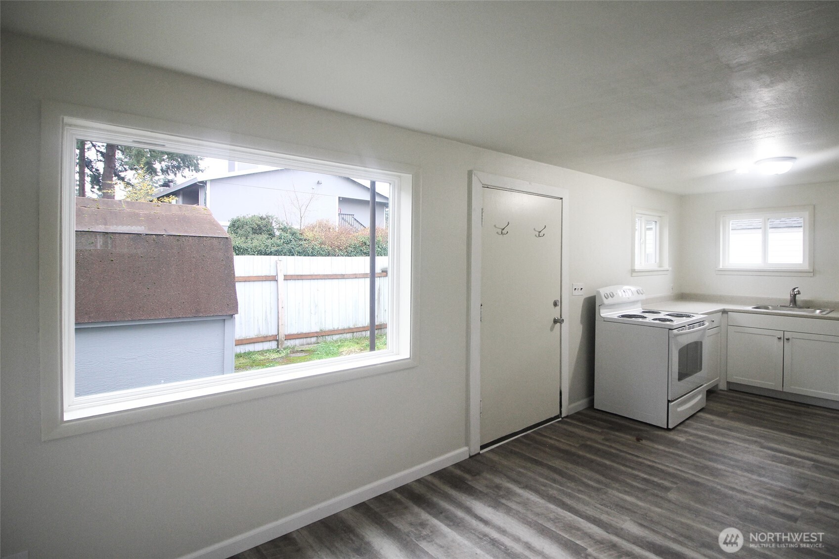 3119 Bridgeport Way W, University Place, WA 98466