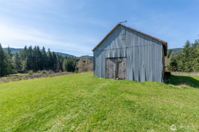 727 Greenwood Road , Kalama, WA 98625