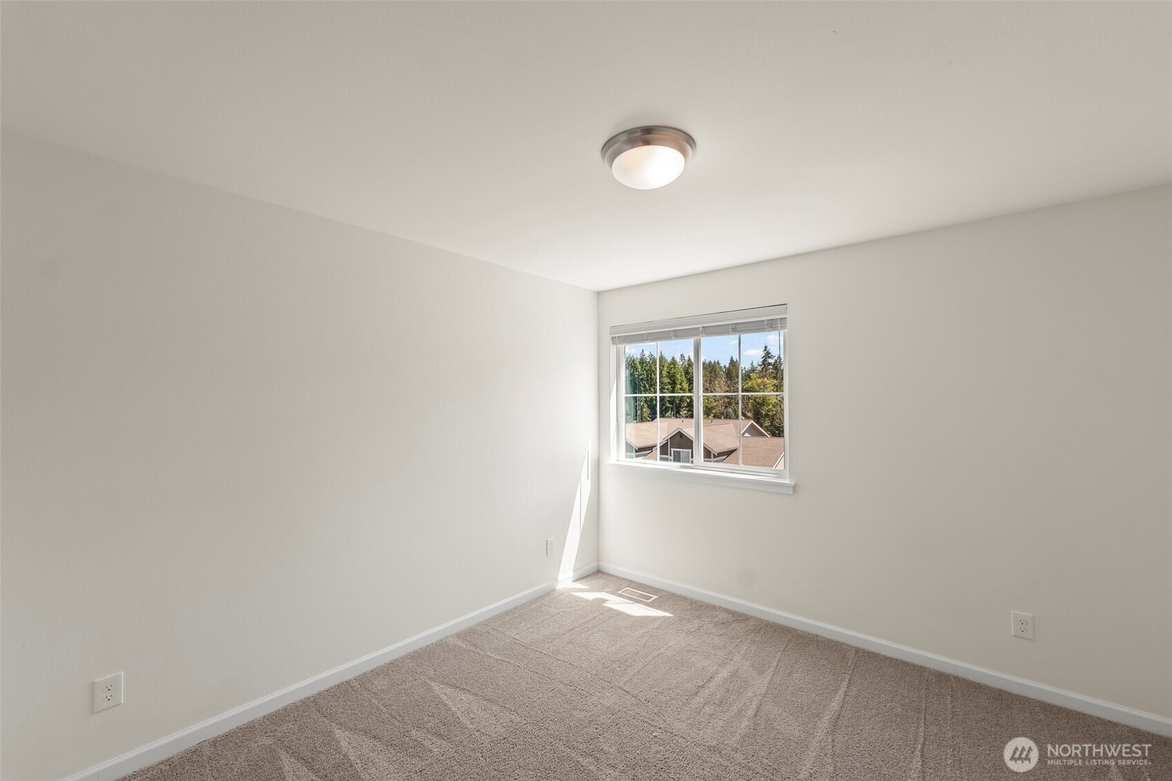 920 E Old Ranch Road #E1, Allyn, WA 98524