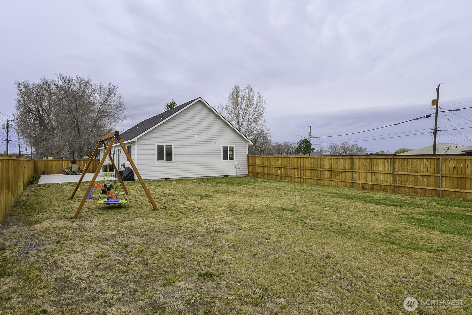 1038 W Lakeside Drive , Moses Lake, WA 98837