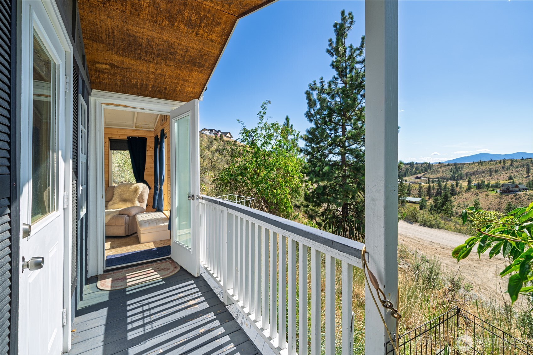1478 Lodge Pole Rd Road , Chelan, WA 98816