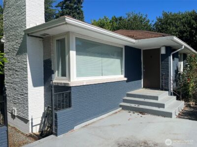 6925 52nd Avenue S, Seattle, WA 98118 - Photo 1