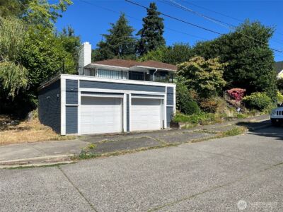 6925 52nd Avenue S, Seattle, WA 98118 - Photo 2