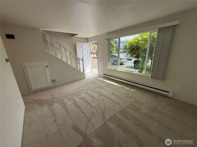 1017 Ttereve Drive #3, Everett, WA 98203 - Photo 4