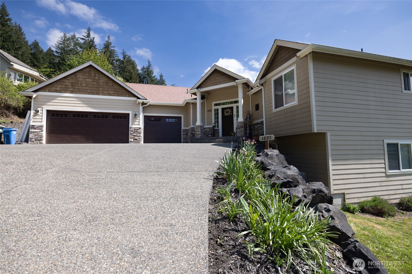 1895 SE Maple Drive , Chehalis, WA 98532