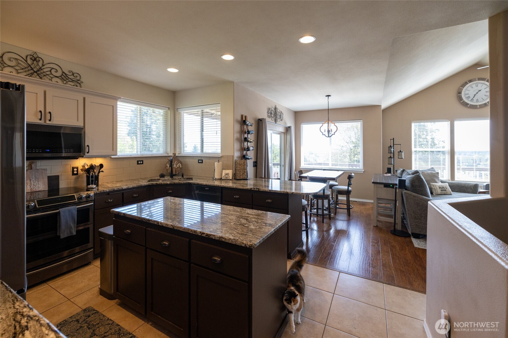 1895 SE Maple Drive , Chehalis, WA 98532