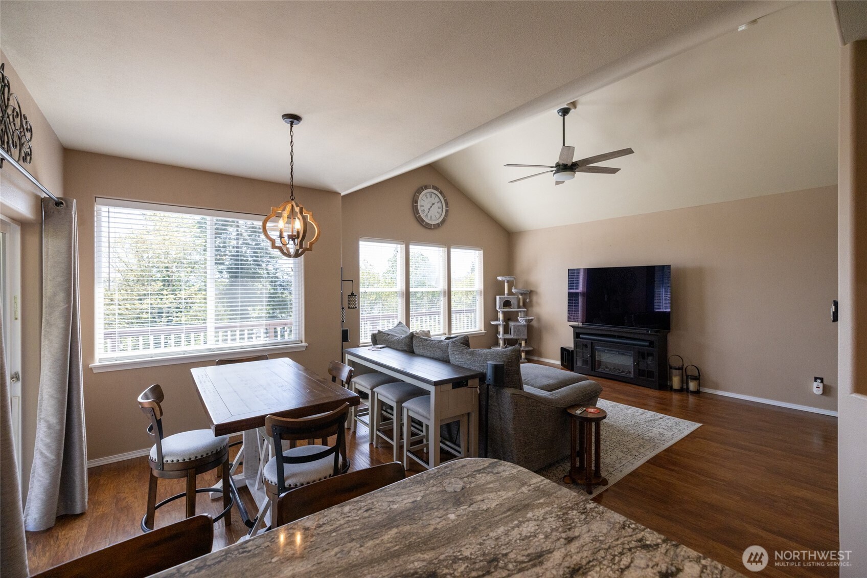 1895 SE Maple Drive , Chehalis, WA 98532