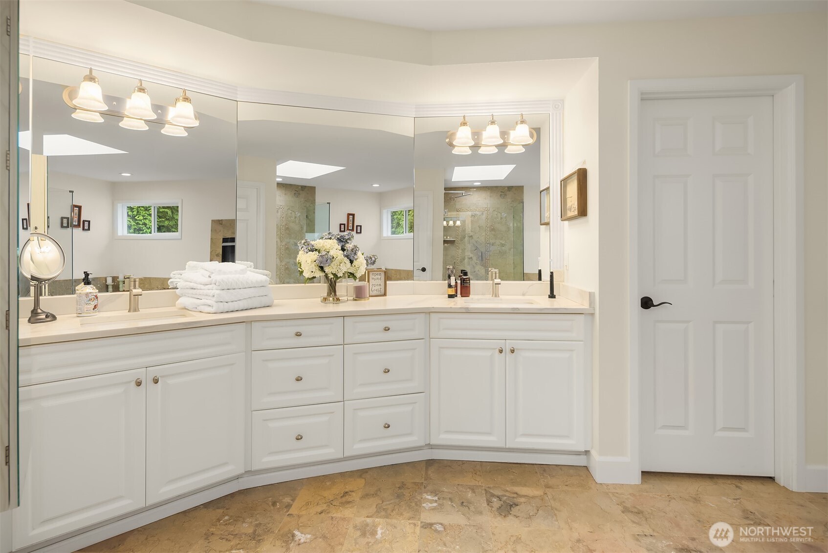 2146 277th Avenue SE, Sammamish, WA 98075