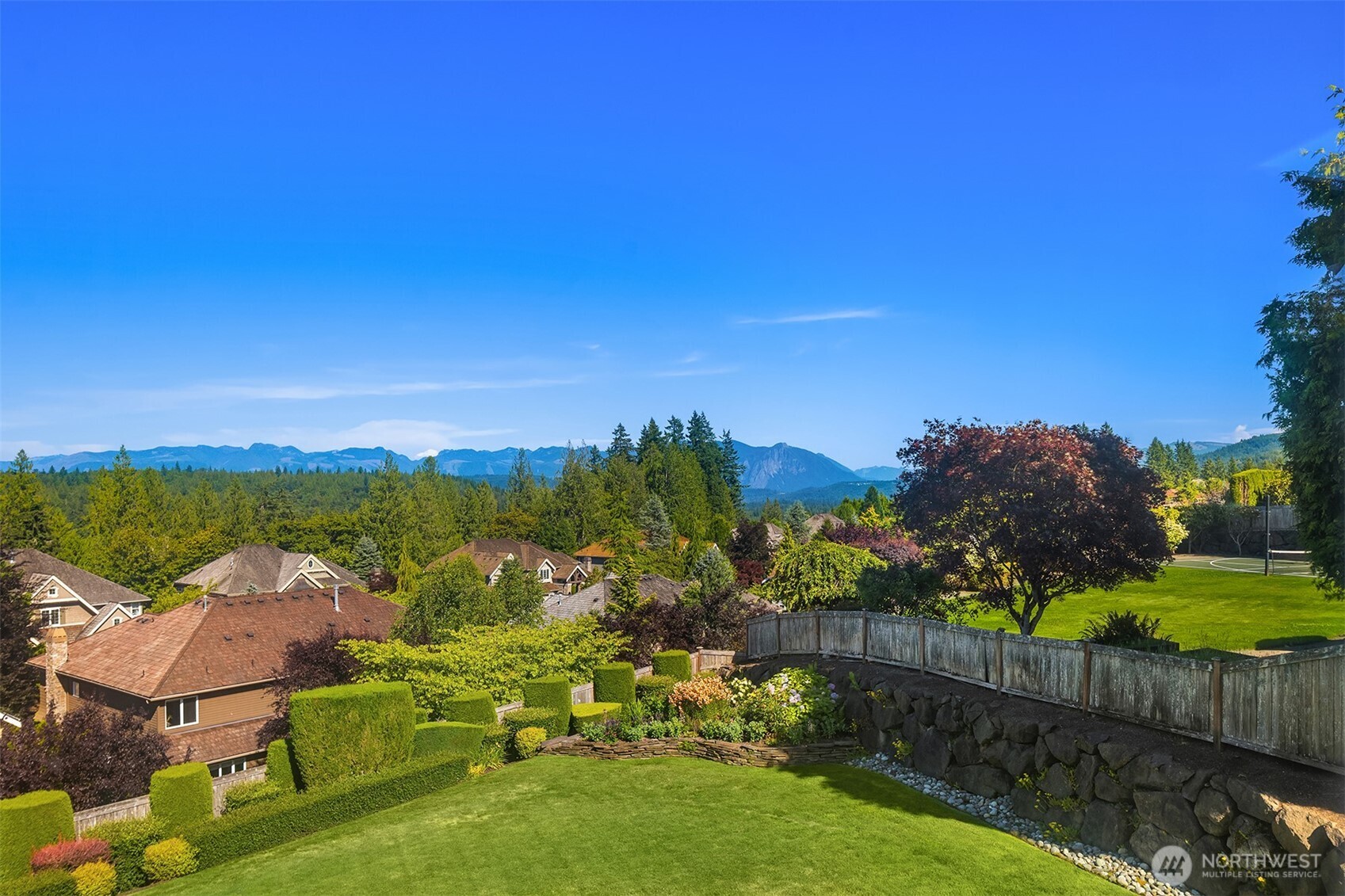 2146 277th Avenue SE, Sammamish, WA 98075