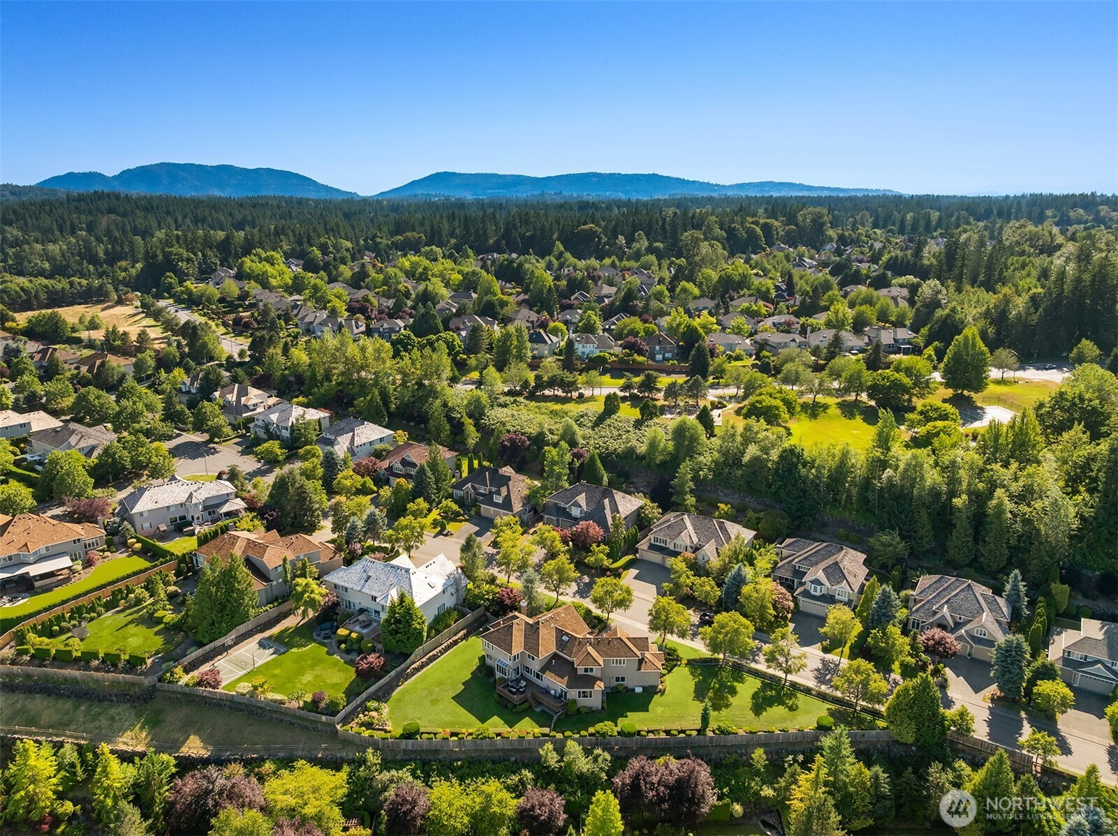 2146 277th Avenue SE, Sammamish, WA 98075