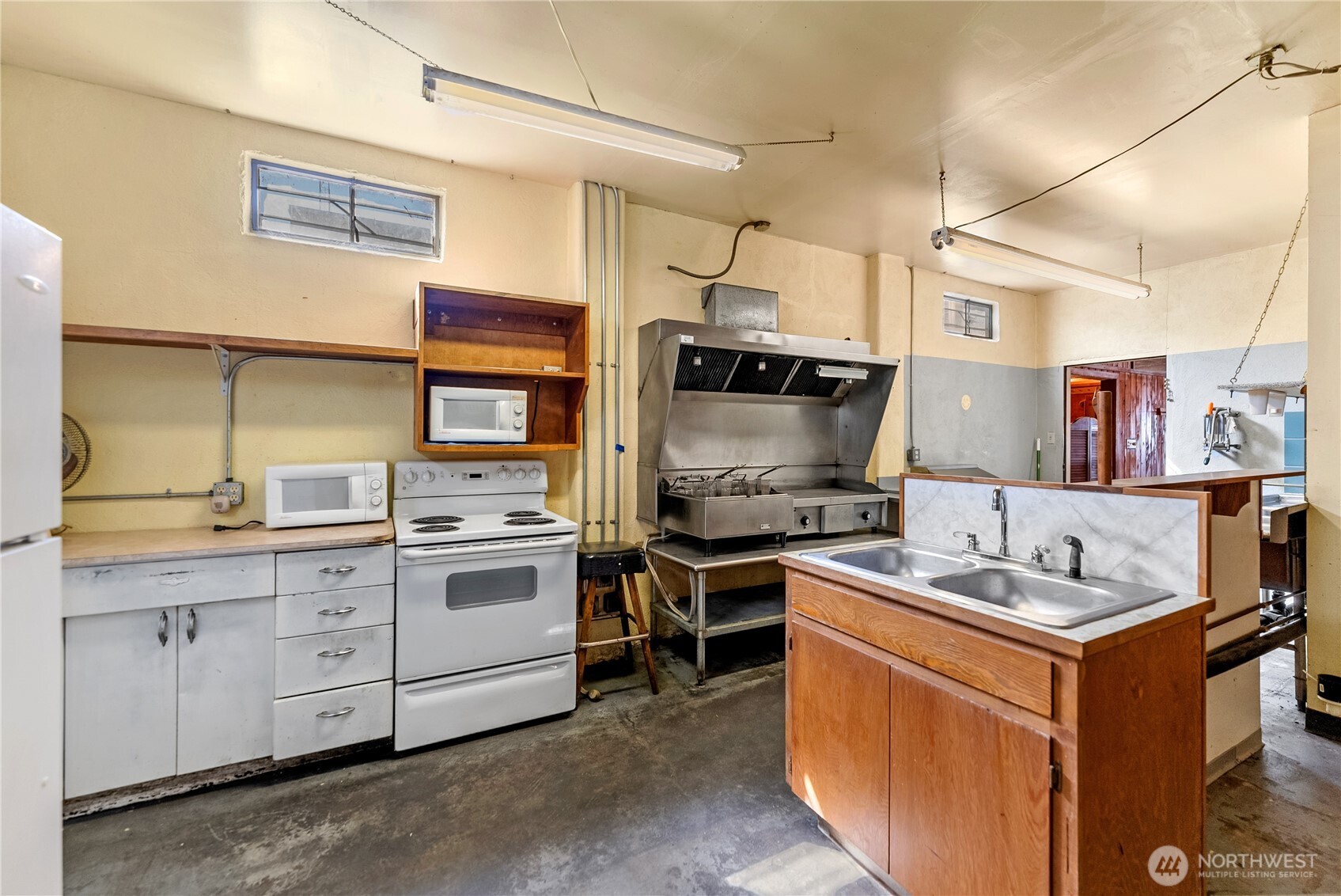 110 Glover Street , Twisp, WA 98856