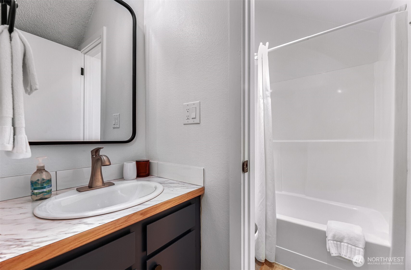 10500 Mt Baker Hwy #106, Deming, WA 98244