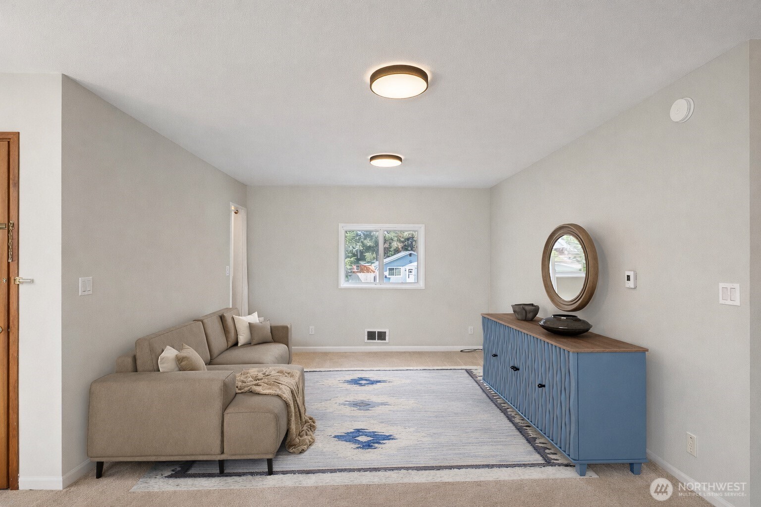 628 Weatherwax Loop NE, Ocean Shores, WA 98569