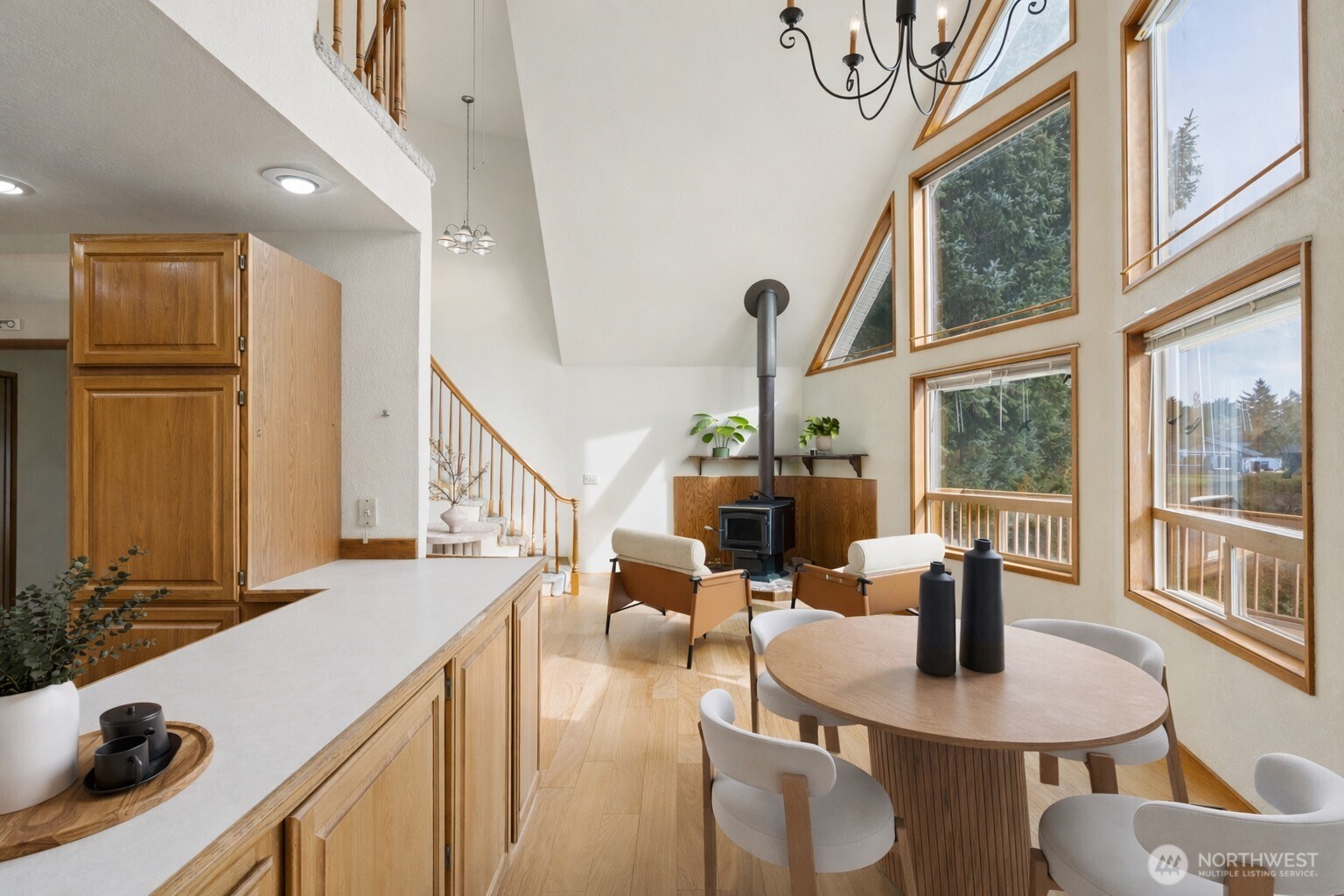 628 Weatherwax Loop NE, Ocean Shores, WA 98569