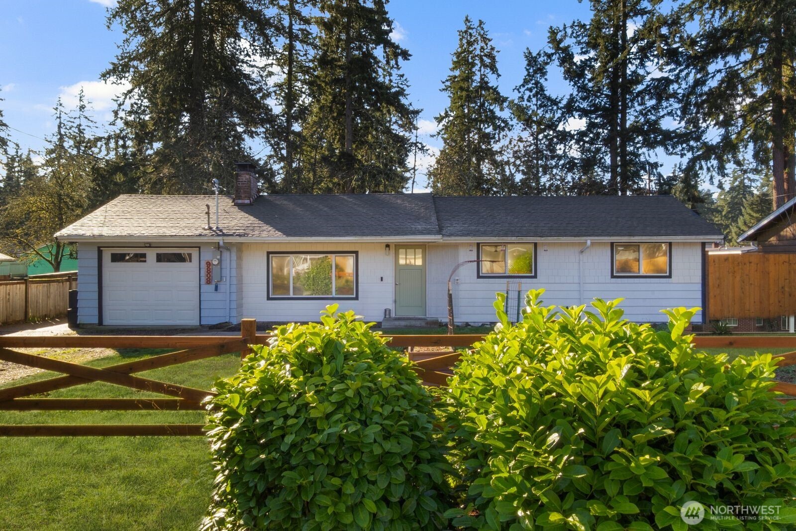 9808 Lawndale Avenue SW, Lakewood, WA 98498