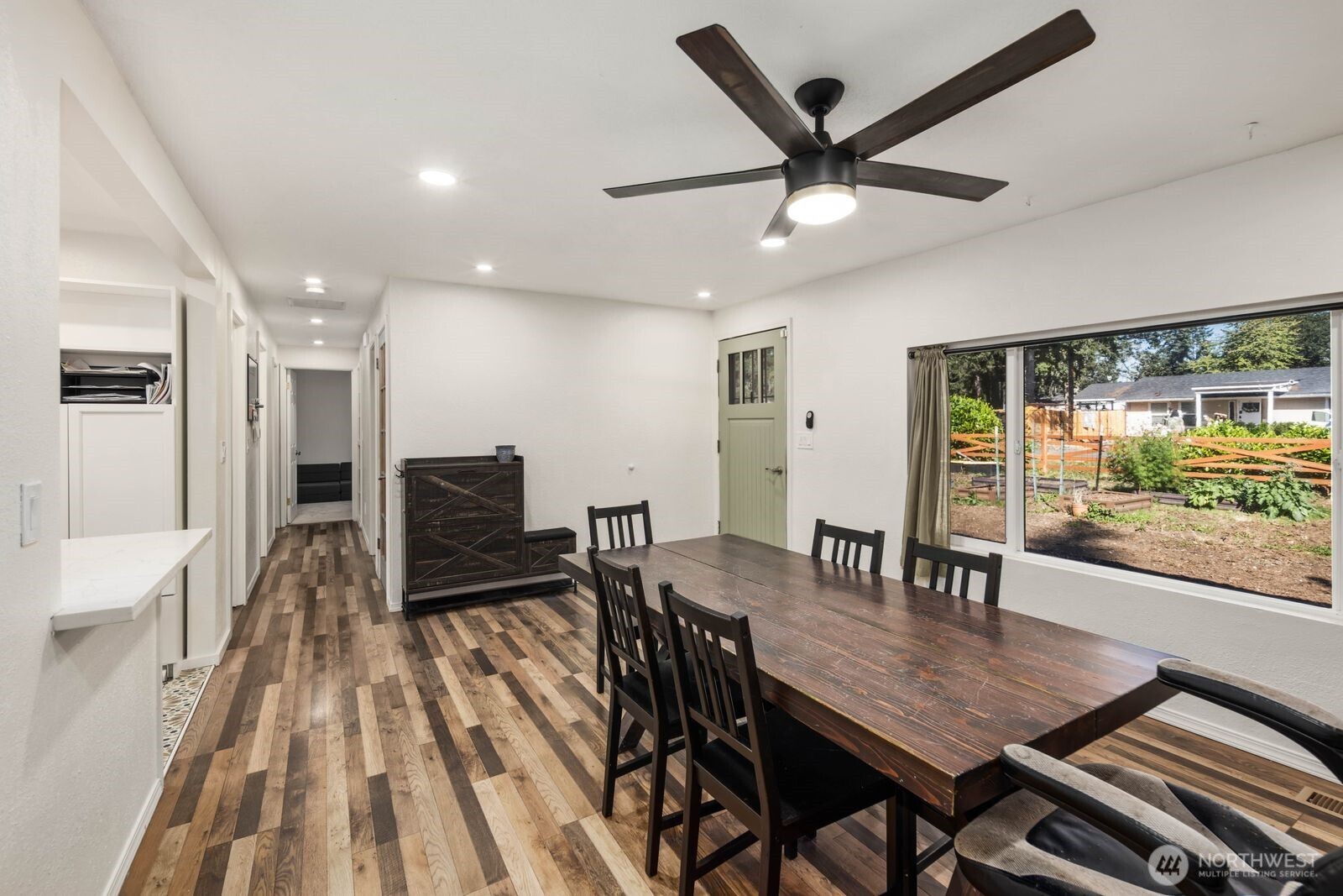 9808 Lawndale Avenue SW, Lakewood, WA 98498