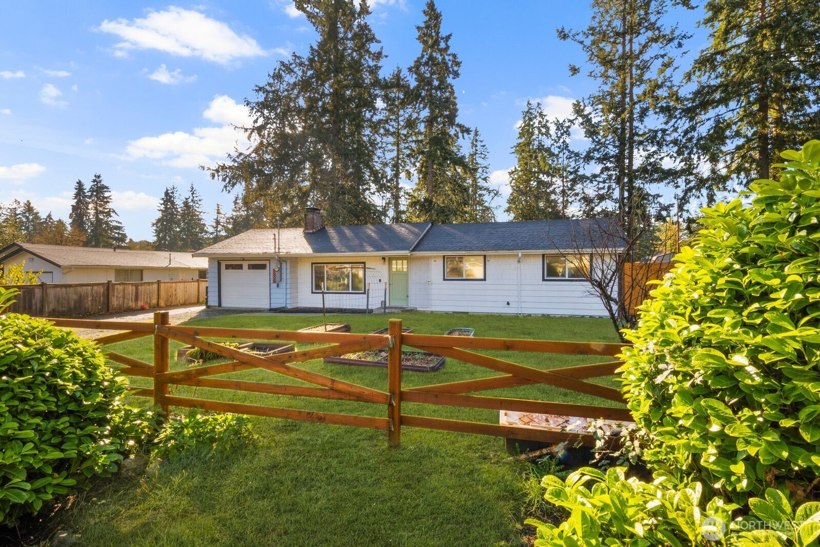 9808 Lawndale Avenue SW, Lakewood, WA 98498