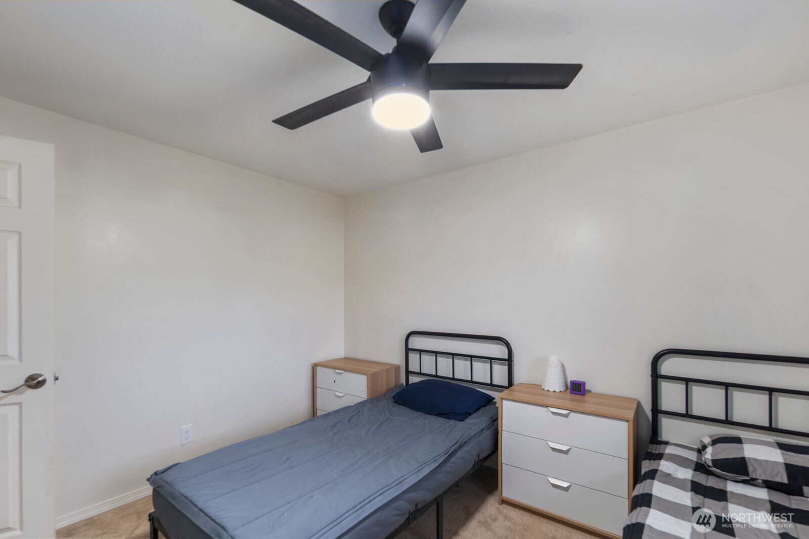 9808 Lawndale Avenue SW, Lakewood, WA 98498