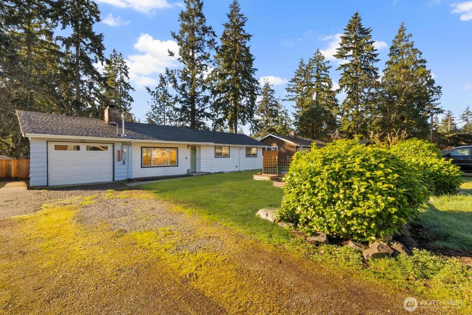 9808 Lawndale Avenue SW, Lakewood, WA 98498