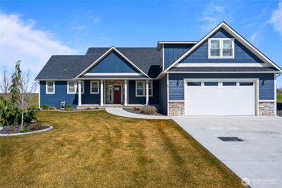 8090 Desert Sage Court SE, Othello, WA 99344