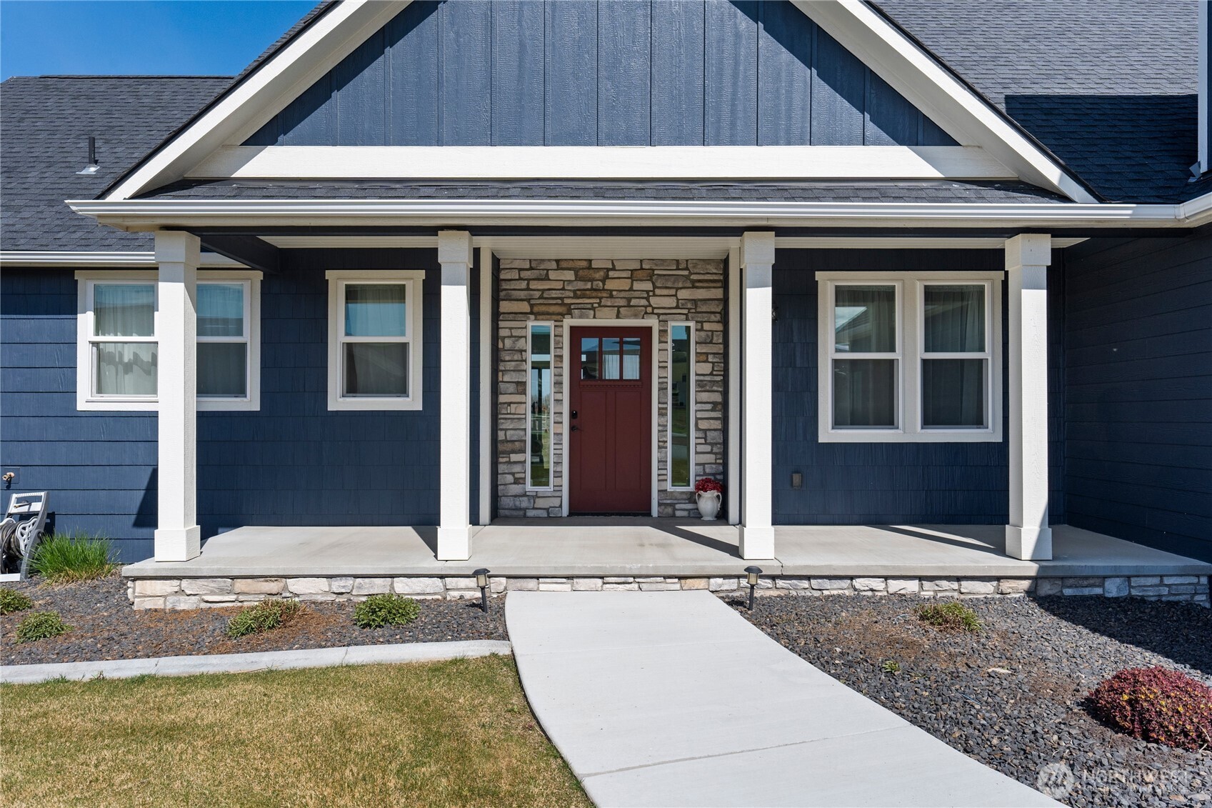 8090 Desert Sage Court SE, Othello, WA 99344
