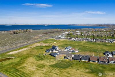 8090 Desert Sage Court SE, Othello, WA 99344 - Photo 3