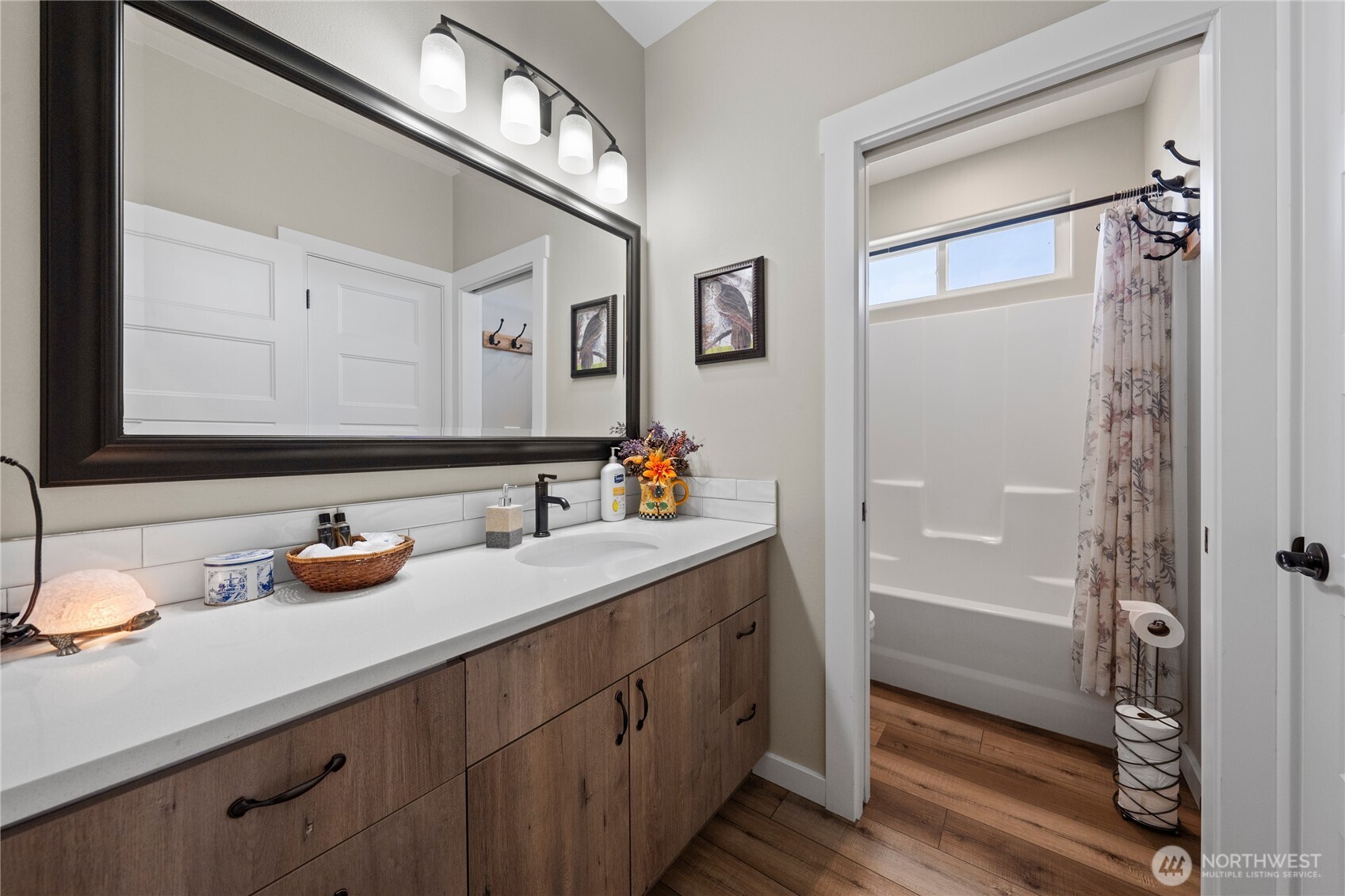 8090 Desert Sage Court SE, Othello, WA 99344