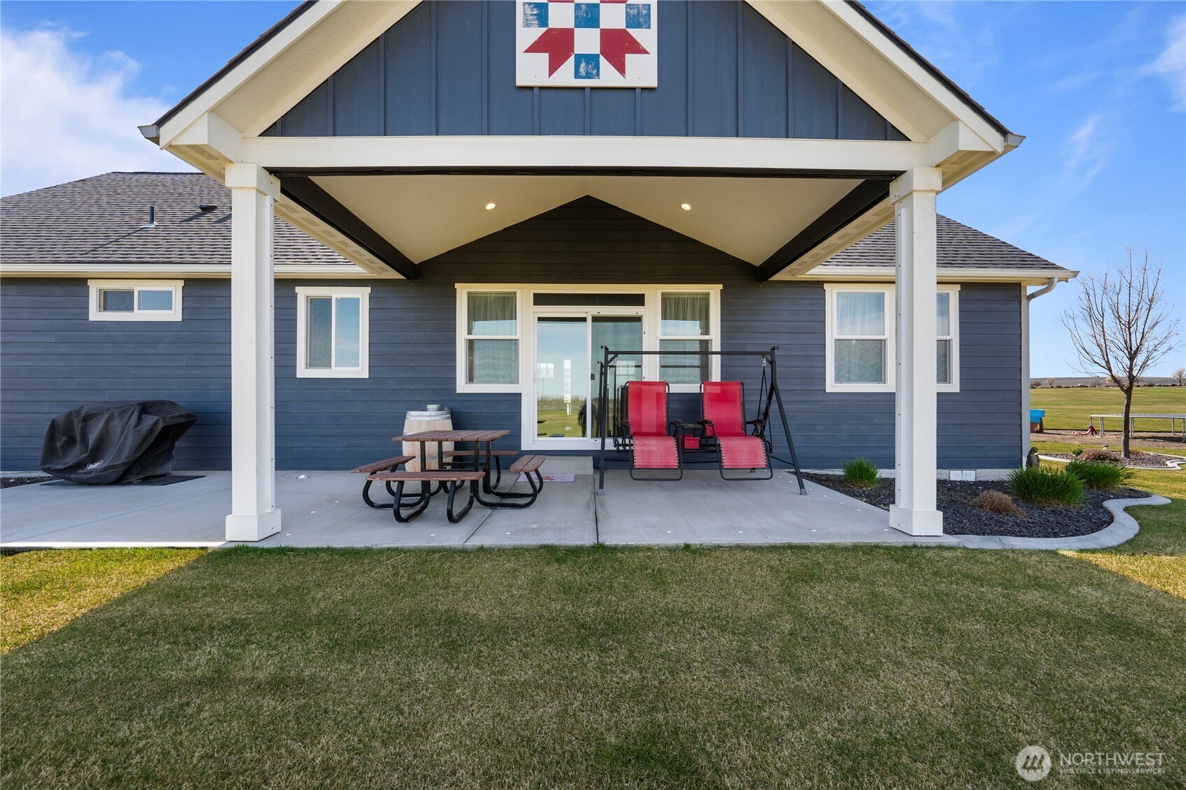 8090 Desert Sage Court SE, Othello, WA 99344