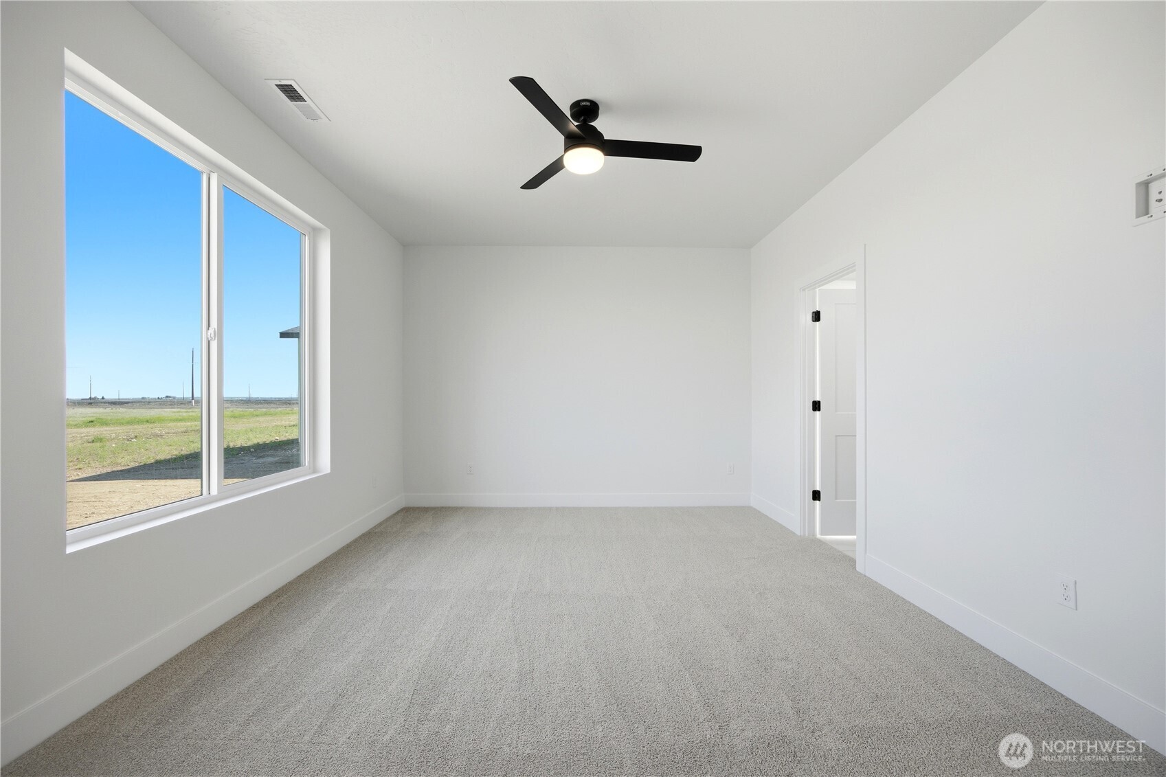 4307 W Surf Scoter Street , Moses Lake, WA 98837