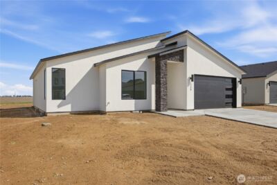 4307 W Surf Scoter Street , Moses Lake, WA 98837