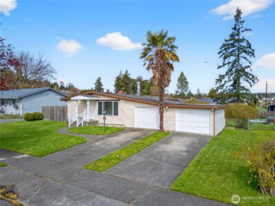 282 SW 10th Ave , Oak Harbor, WA 98277