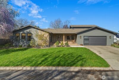 355 SE Highland Park Drive , College Place, WA 99324