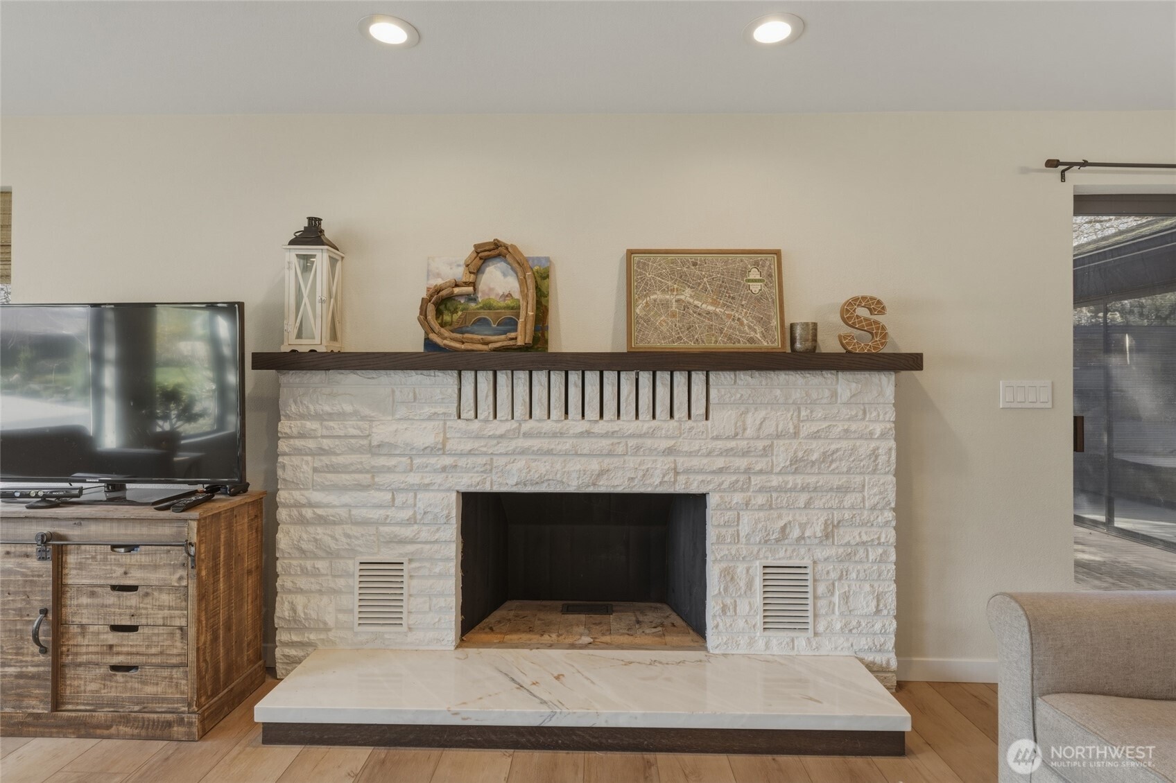 355 SE Highland Park Drive , College Place, WA 99324