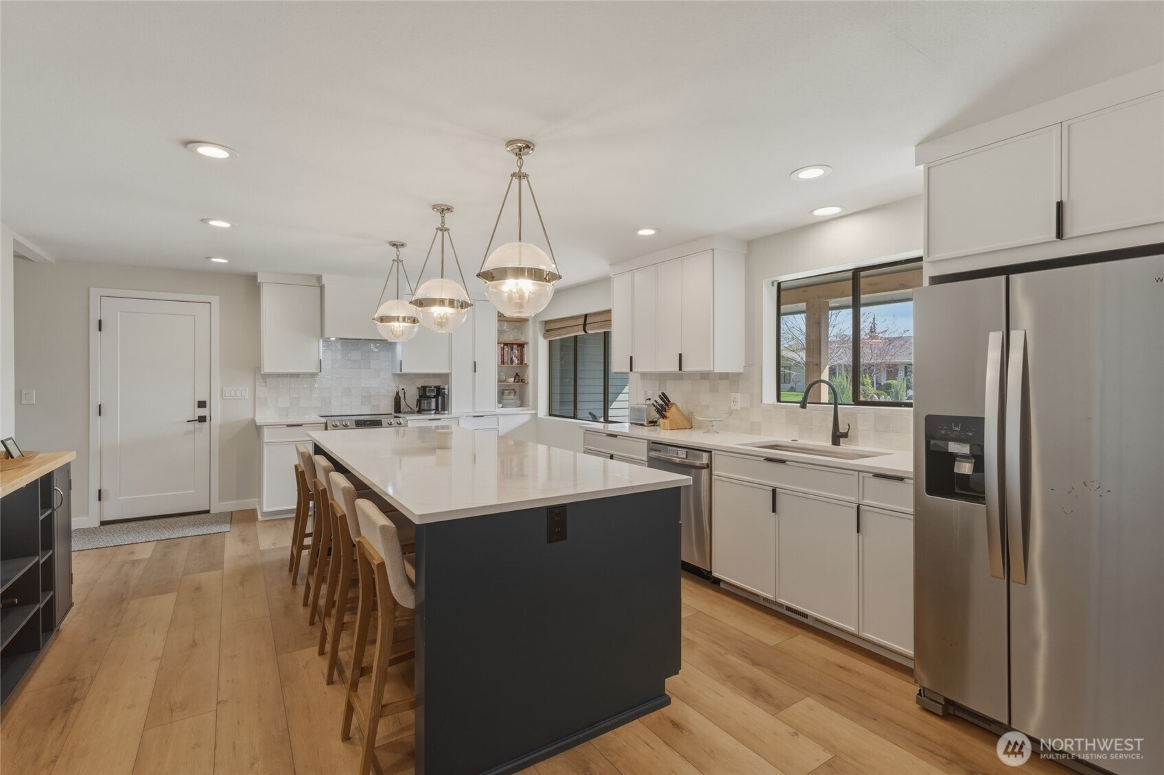 355 SE Highland Park Drive , College Place, WA 99324