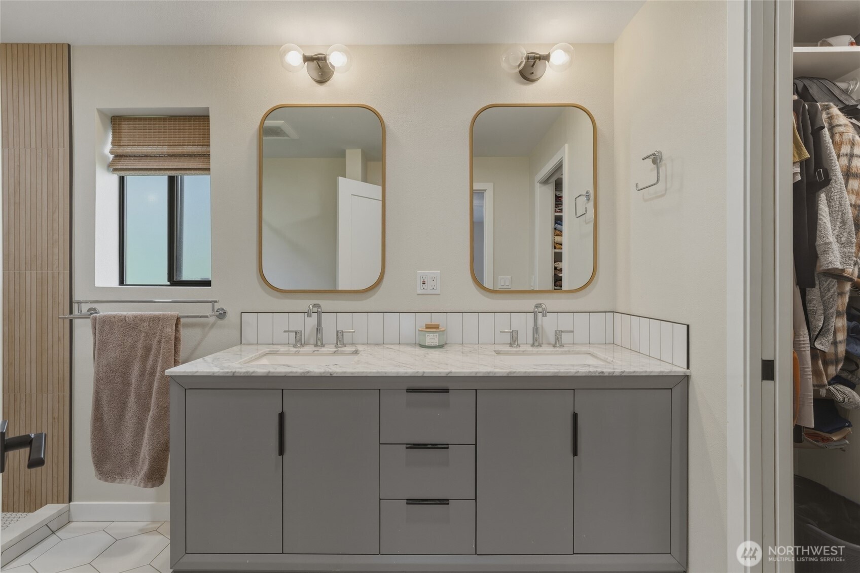 355 SE Highland Park Drive , College Place, WA 99324