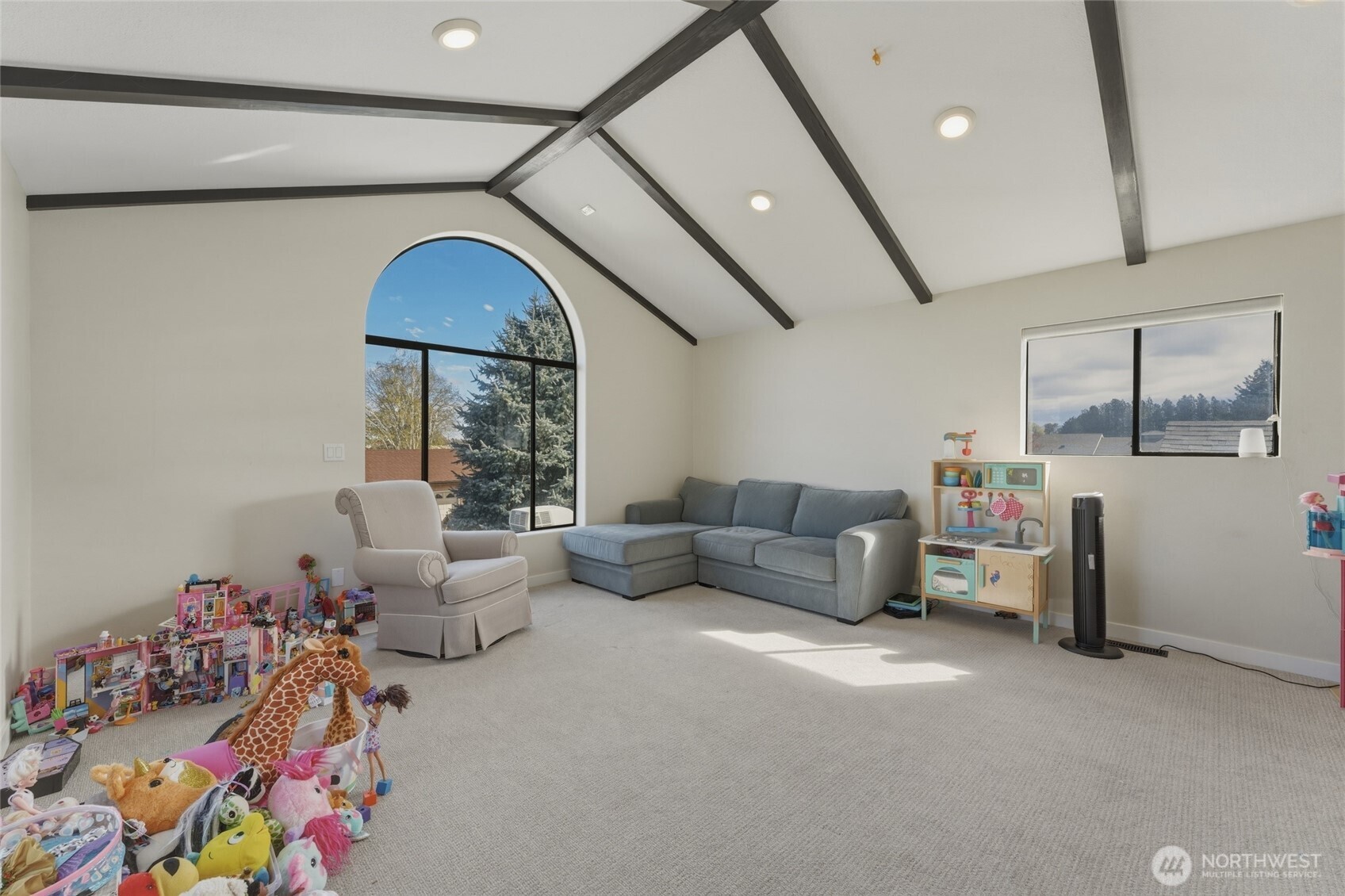 355 SE Highland Park Drive , College Place, WA 99324